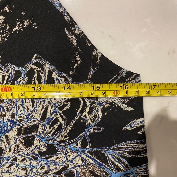 Aritzia Babaton Everly Camisole - Picture 4 of 4